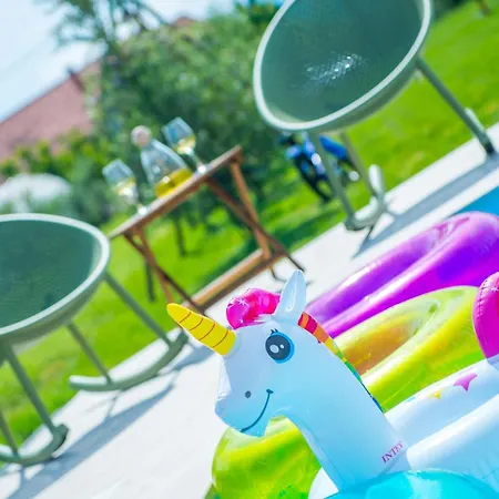 Vikendica The Olive Escape