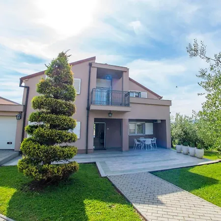 The Olive Escape Vikendica *