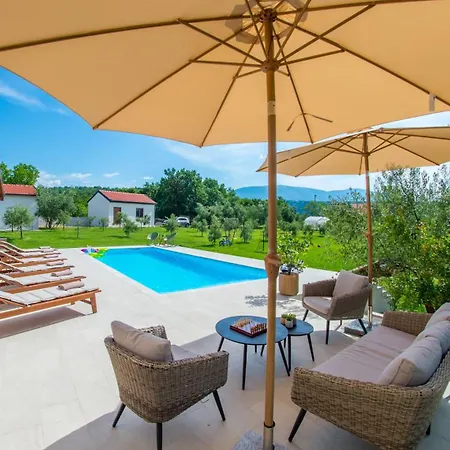 The Olive Escape Vikendica *