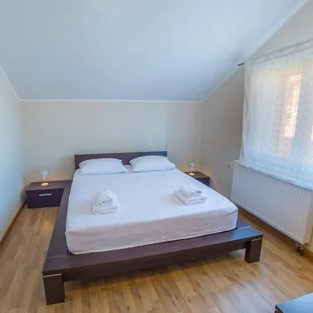 The Olive Escape Vikendica *